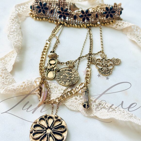 FREE PEOPLE x Ariana Ost Walsh Choker Necklace In Gold / Onyx NWT - Picture 5 of 6